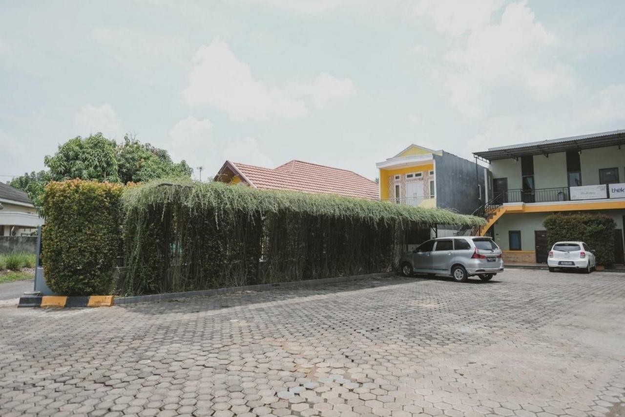 Reddoorz Syariah Near Kantor Walikota Jambi Esterno foto